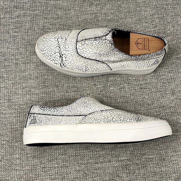 EUC HUF Dylan Slip-On Sneakers White Crackle Leather Size 8 Skate Casual Shoes - Picture 2 of 16